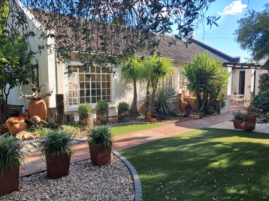 3 Bedroom Property for Sale in Flamingo Park Free State